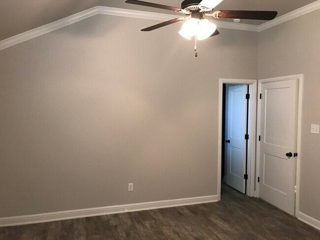 Building Photo - 5802 Luminous Ln