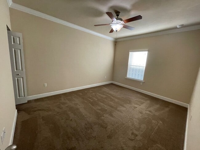 Building Photo - Great Home in Long Leaf