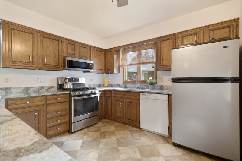 Building Photo - 2861 Southwick Dr