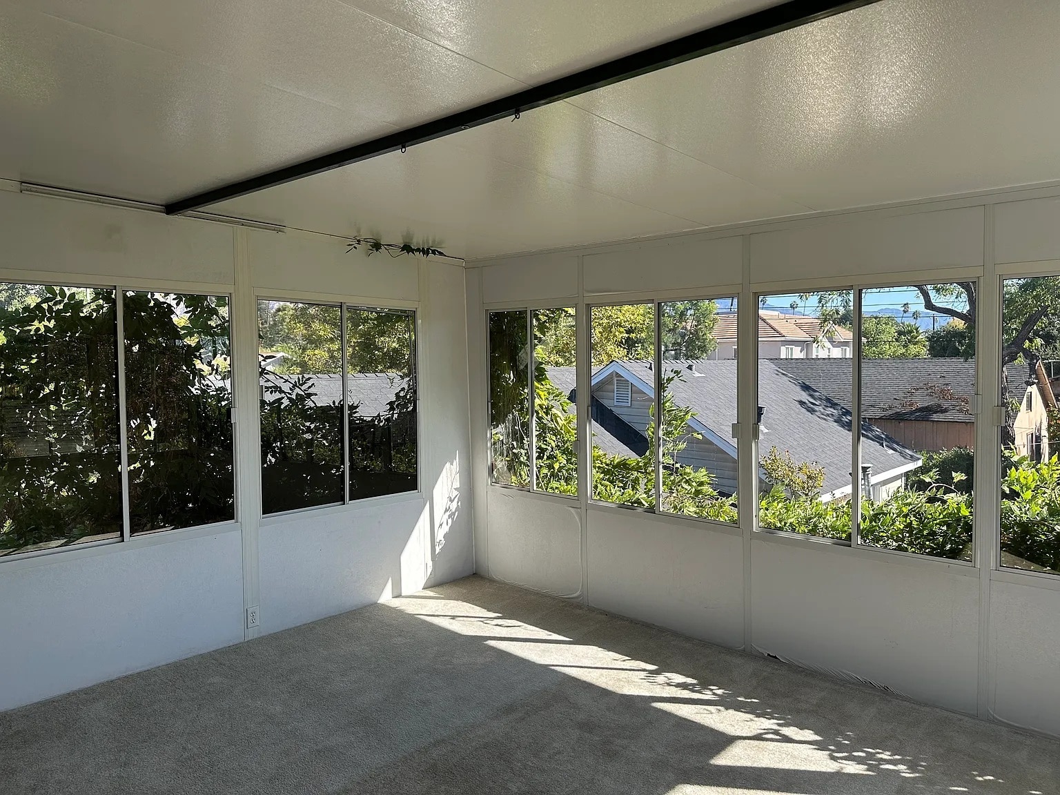 Building Photo - 216 S Greenwood Ave