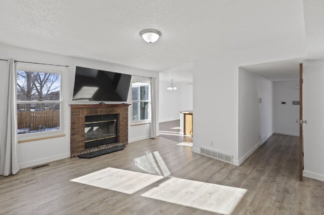 Building Photo - Spacious 6-Bedroom / 3.5-Bath Home — Great Location + Solar Savings!