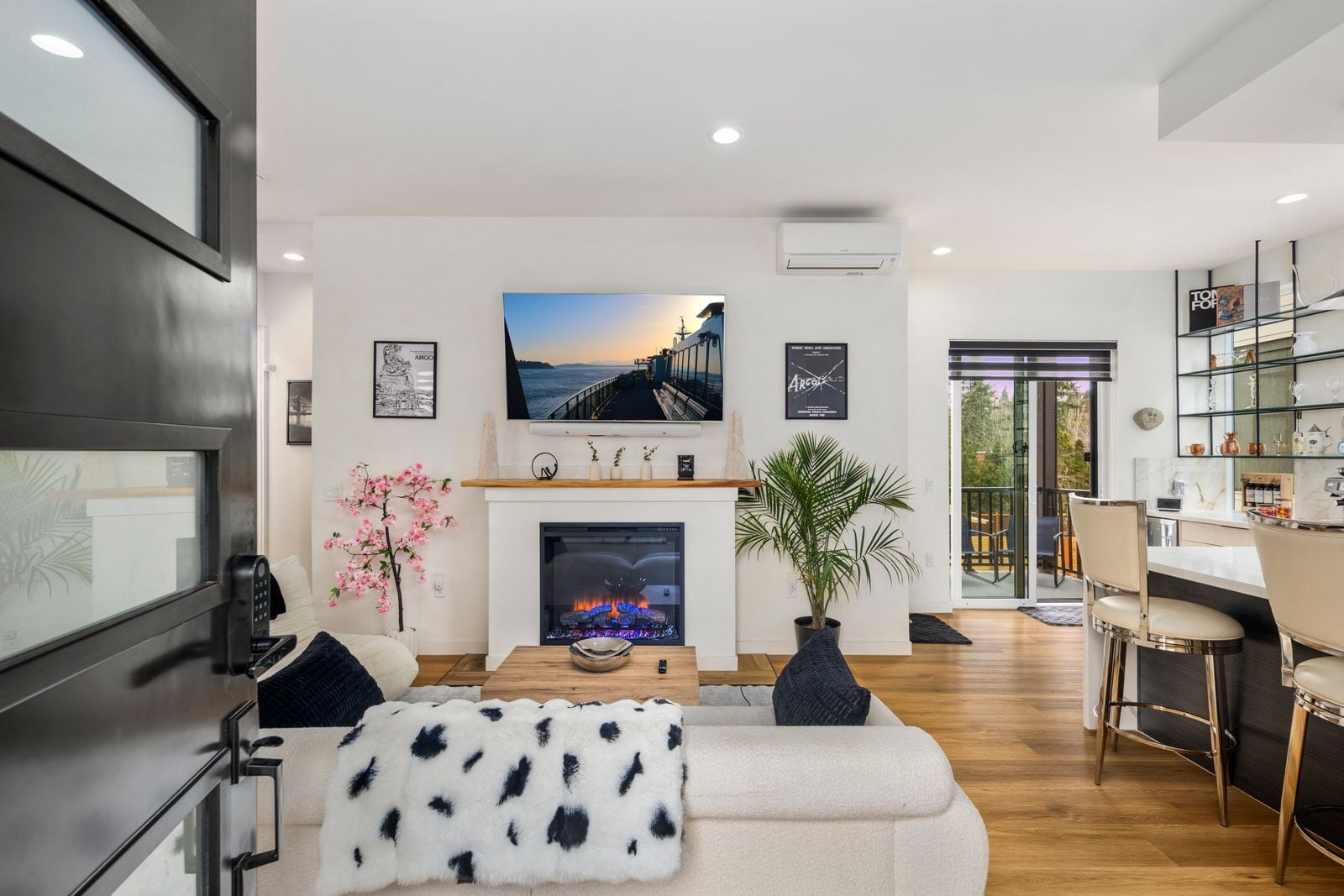 Building Photo - 8455 24th Ave SW