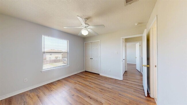 Building Photo - 4131 McFarland Dr