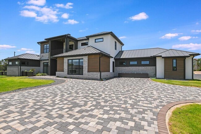 Building Photo - 1806 Lauren Dr