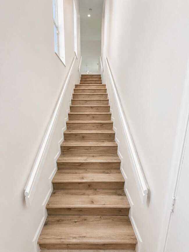 Building Photo - 6560 Villa Sonrisa Dr