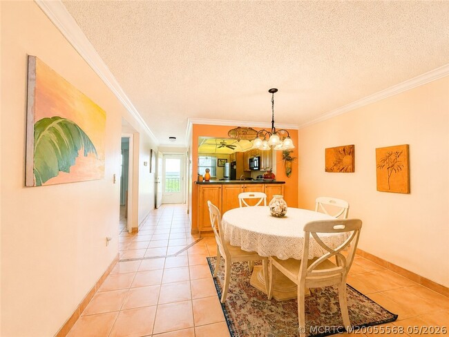 Building Photo - 7440 S Ocean Dr