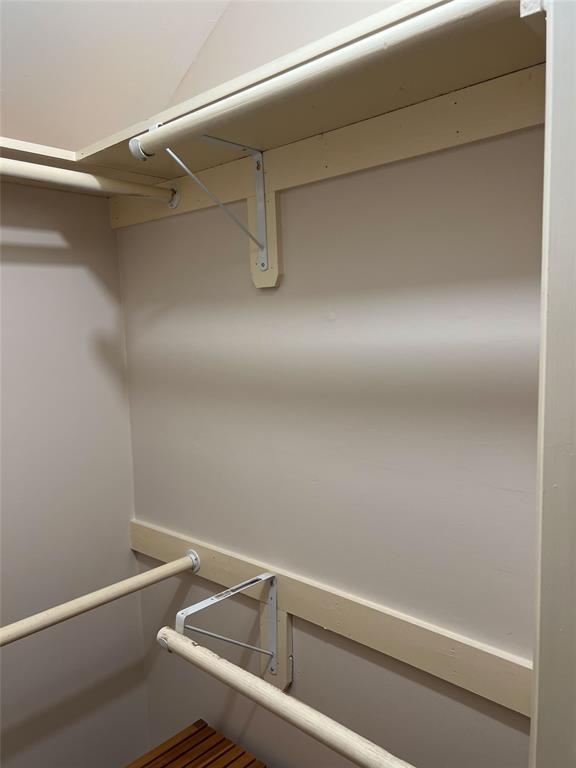 Building Photo - 2535 N MacGregor Way