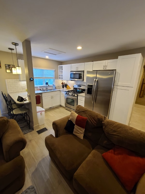 Building Photo - 525 S Raleigh St