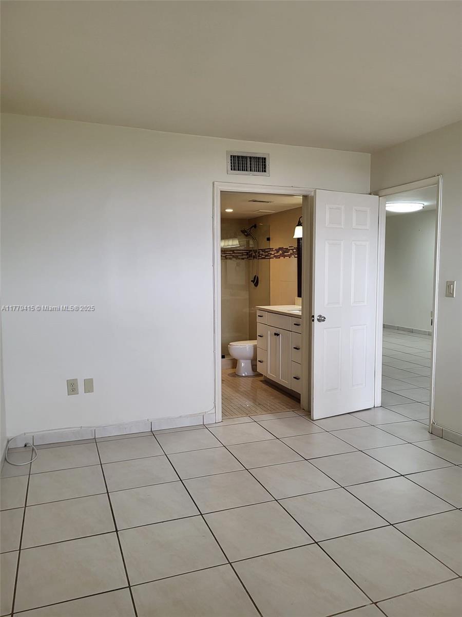 Building Photo - 10155 NW 9th Street Cir
