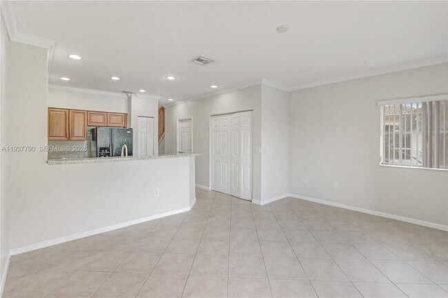 Building Photo - 2830 SW 83rd Terrace