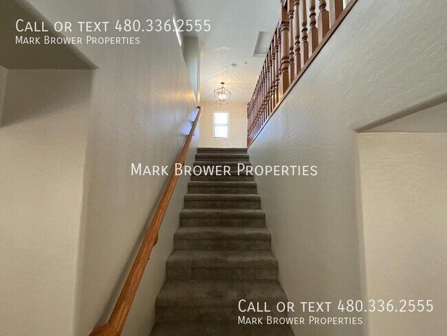 Building Photo - 2751 E Bart St