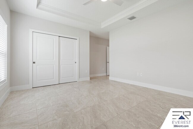 Building Photo - 22 Woodlyn Ln