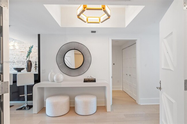 Building Photo - 333 Las Olas Way