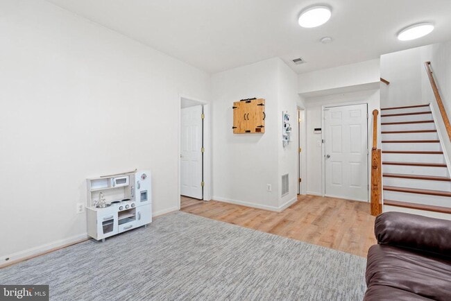 Building Photo - 44321 Rowley Terrace