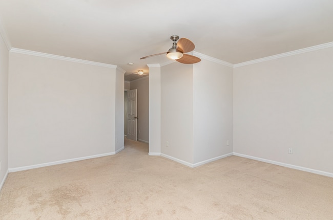 Building Photo - **Available in March!** 3 Level Townhome with Garage in Brier Creek