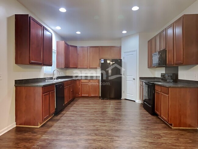 Building Photo - 3005 Peacher Ct