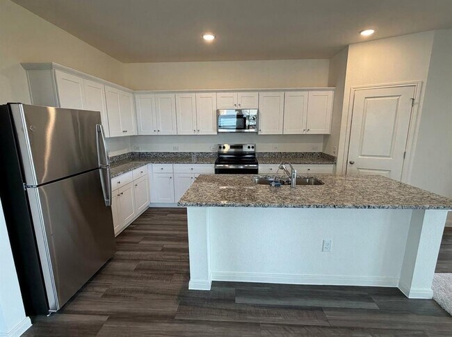 Building Photo - 616 Wesley Miller Ln