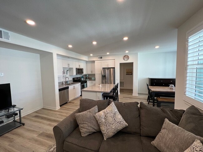 Building Photo - COMING SOON... The Resort, Rancho Cucamonga Condo