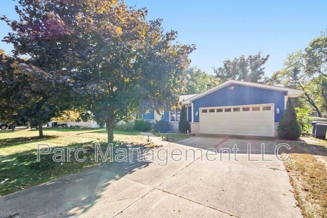 Building Photo - 2076 Harned St