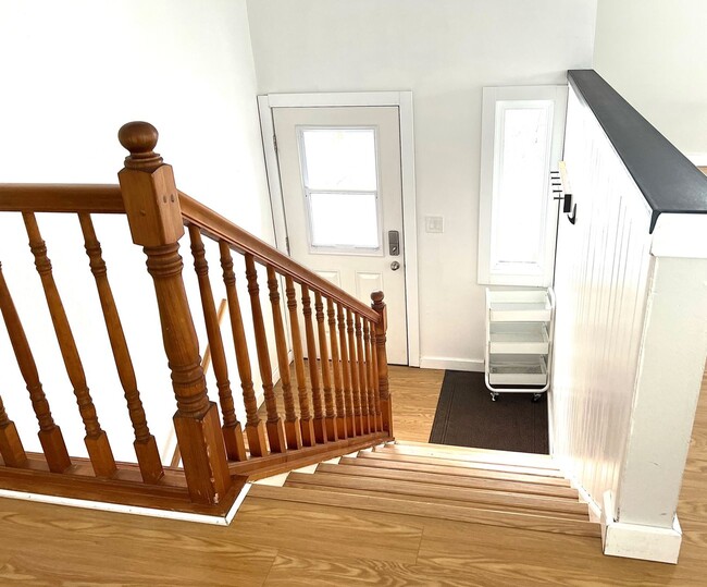 Building Photo - Beautiful Home on Bozeman's East Side