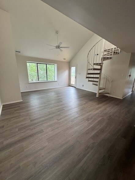 Building Photo - 2903B Auburn Ct