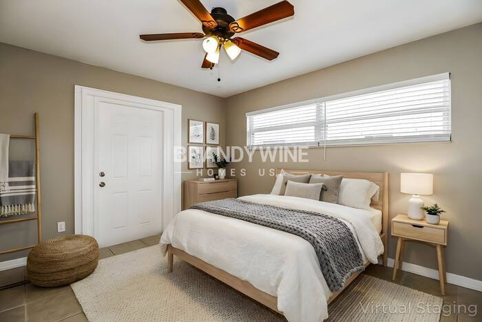 Building Photo - 3221 Thistlehill Dr