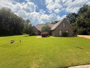 Building Photo - 228 Chronicles Drive