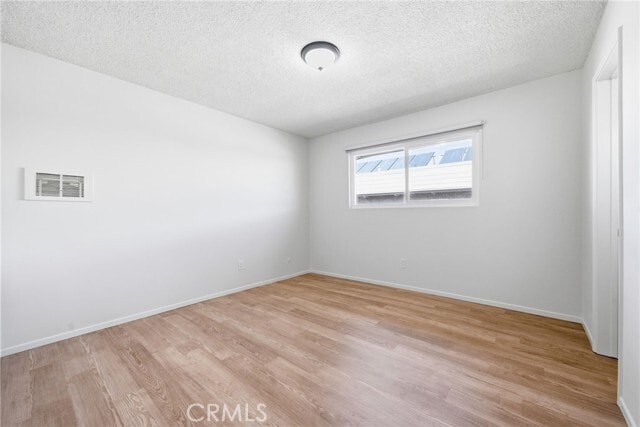 Building Photo - 3417 W Canoga Pl