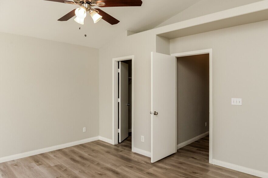 Building Photo - 9009 Ballad Ave