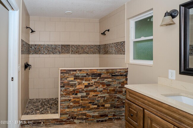 Building Photo - 3098 Pacetti Rd