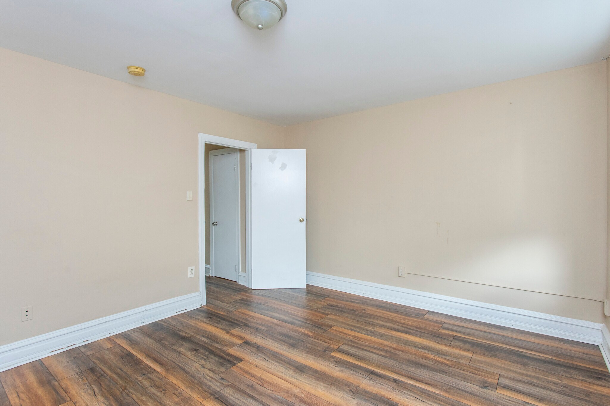 Building Photo - 1844 N Bouvier St