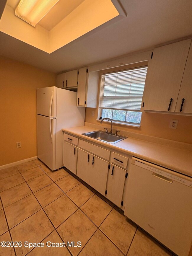 Building Photo - 248 Berkshire Ln