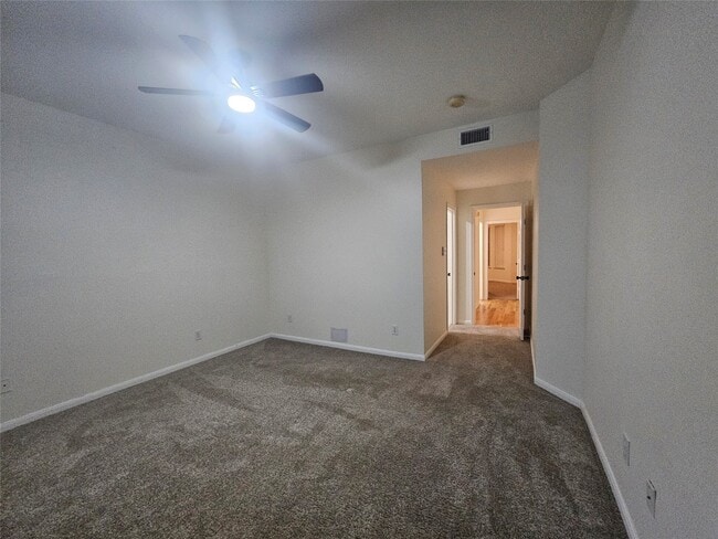 Building Photo - 35 S Avonlea Cir