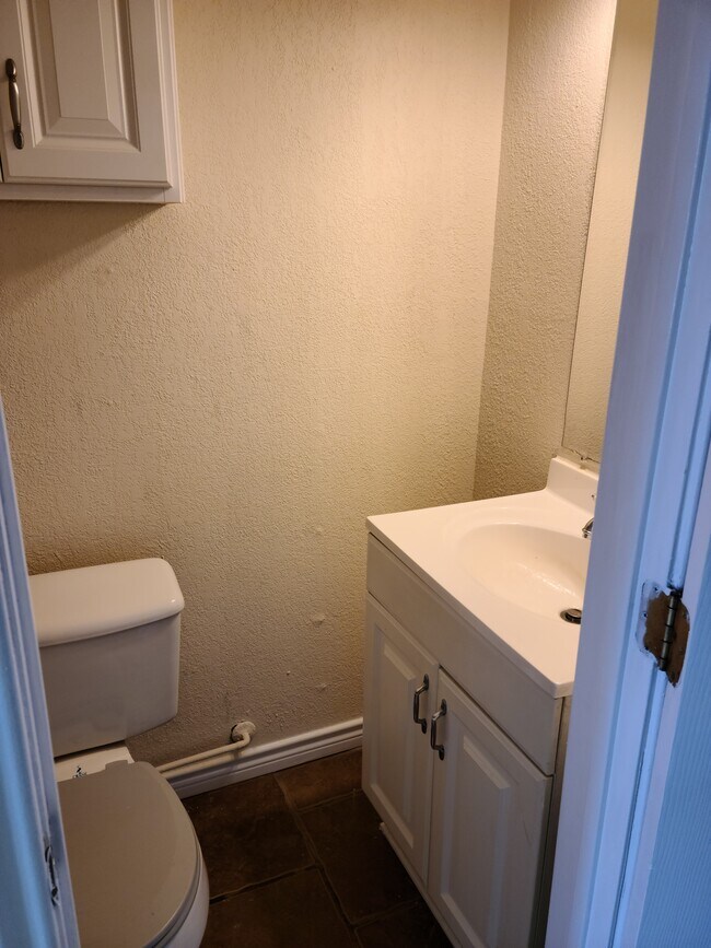 Building Photo - 4101 Flory St