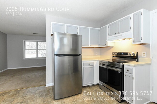 Building Photo - 2005 Hummingbird Ct