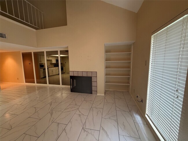 Building Photo - 14777 Wunderlich Dr