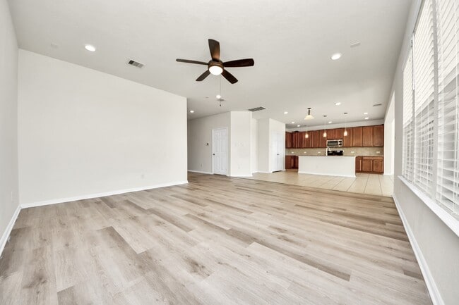 Building Photo - 24123 Adobe Ridge Ln