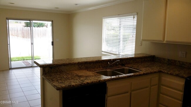 Building Photo - 13568 E Quail Summit Rd