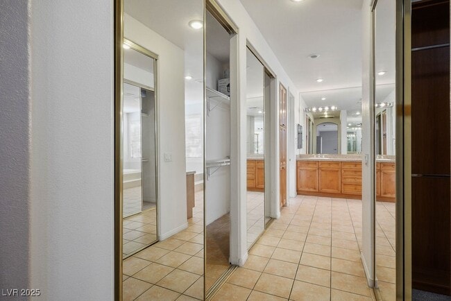 Building Photo - 1813 Country Meadows Dr