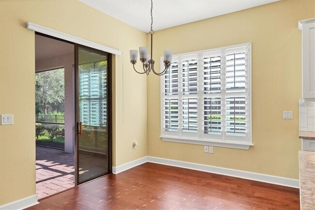 Building Photo - 5580 Semolino St