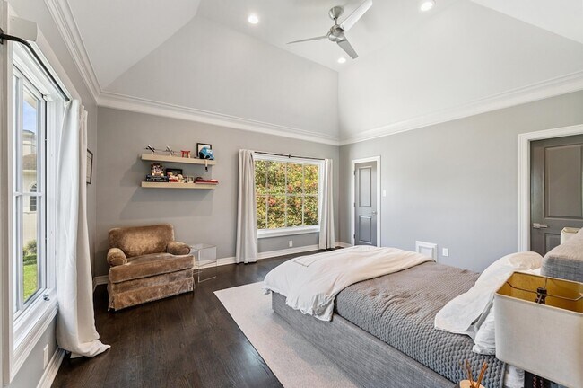 Building Photo - 7 Marilane St