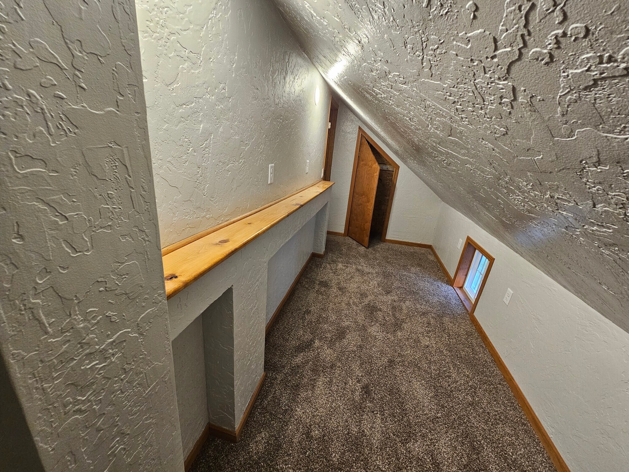 Recreation/Play Room - 802 W 11th Ave