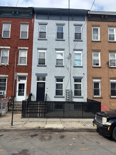 Building Photo - 142 Ripley Pl