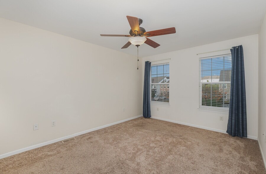 Building Photo - 309 Buckley Dr