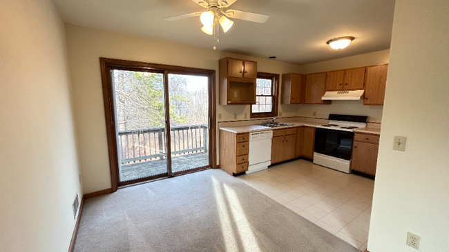 Building Photo - 4212 Menga Dr