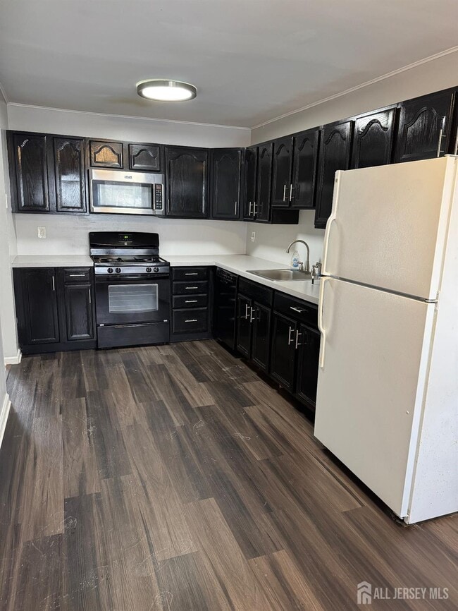 Building Photo - 36 Upperbrook Ct