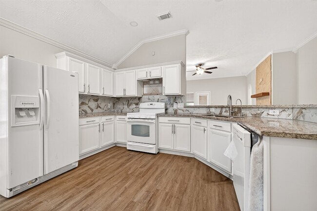 Building Photo - 5517 Autumn Ash Ln