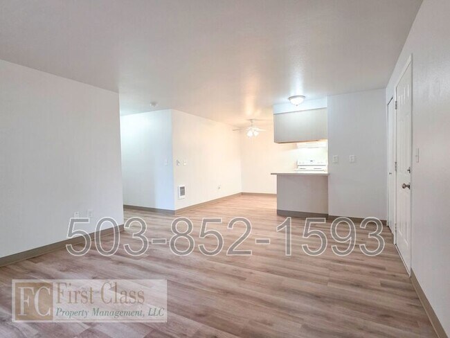 Building Photo - 1255 NW 183rd Ave