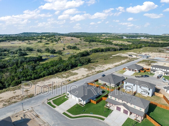 Building Photo - 103 Logan Ct