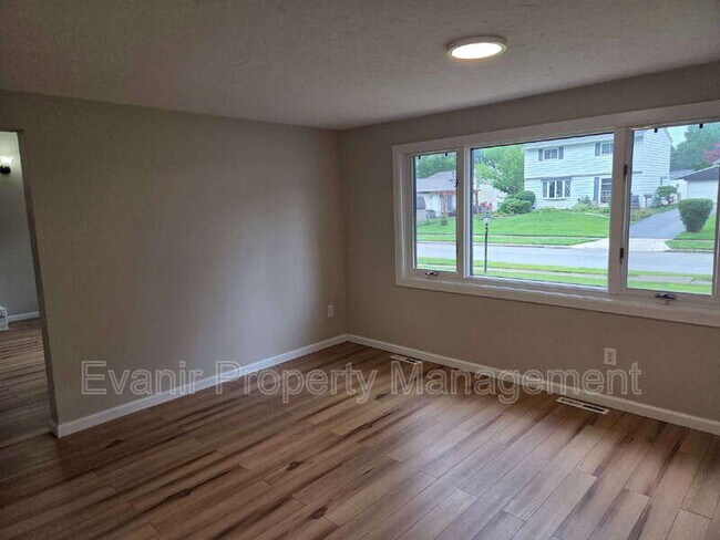 Building Photo - 3623 Bolamo Dr